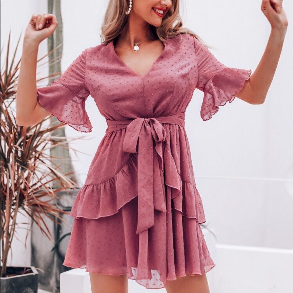 ✨3xHP✨Swiss Dot Ruffle Hem Flounce Sleeve Dress✨